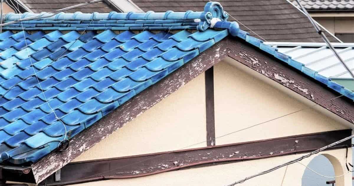 破風板は塗装が必要！塗料の選び方や費用の相場を解説